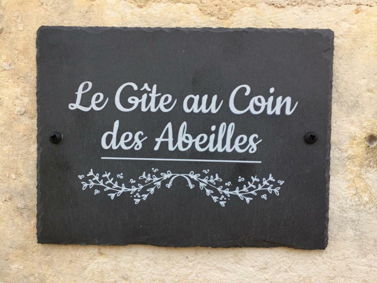 Le Gite Au Coin Des Abeilles La Caillere-Saint-Hilaire ภายนอก รูปภาพ